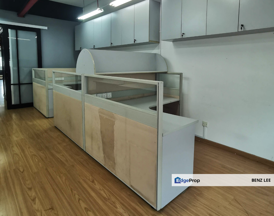 (Semi Furnished) 10 Boulevard Kampung Sungai Kayu Ara Petaling Jaya , Selangor, Petaling Jaya