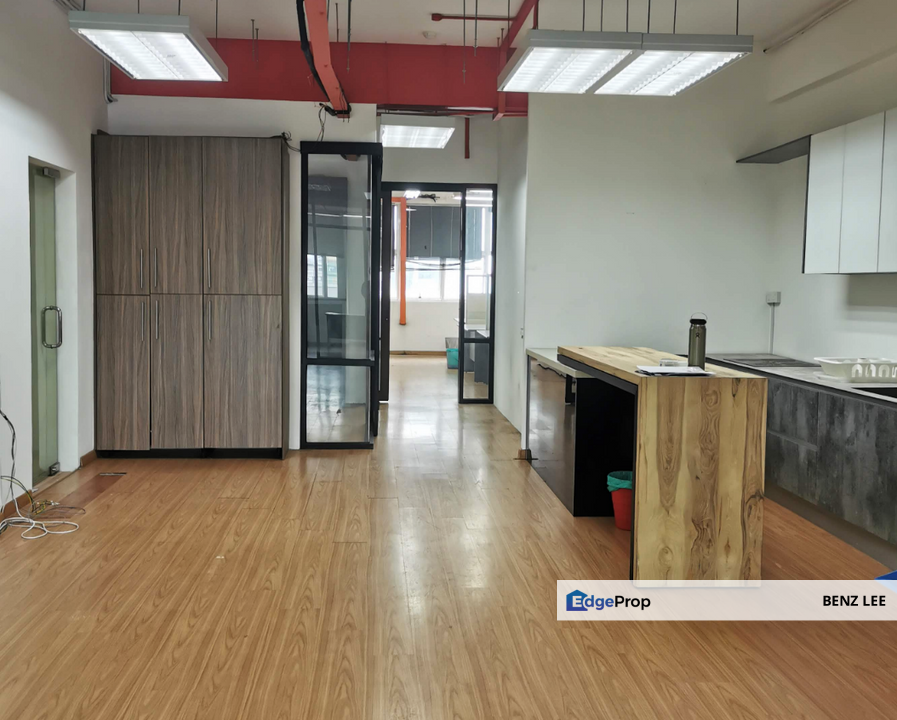 (Semi Furnished) 10 Boulevard Kampung Sungai Kayu Ara Petaling Jaya , Selangor, Petaling Jaya