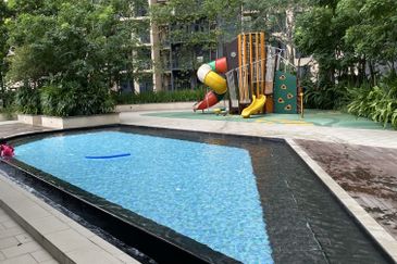 Henna Residence @ The Quartz