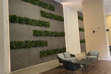 Henna Residence @ The Quartz