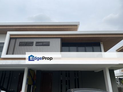 Large partially renovated with approval semi-D for sale, Selangor, Telok Panglima Garang