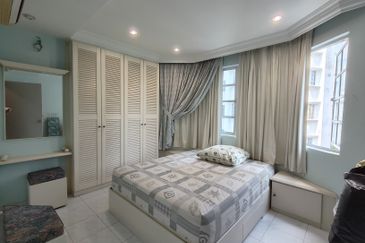 Heritage (Menara Warisan)