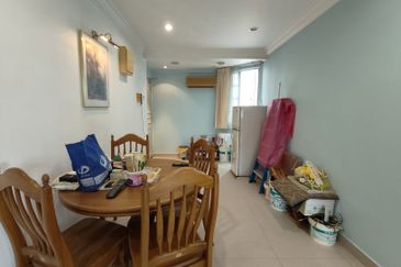 Heritage (Menara Warisan)