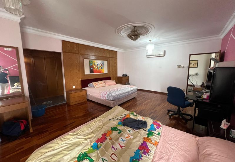 2-Storey Bungalow  @ Sri Petaling w 6r8b