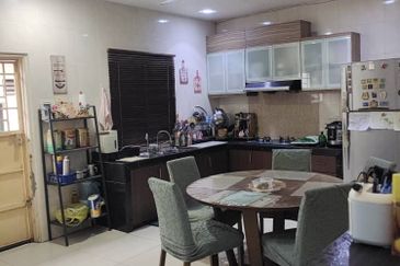 2 Storey Terrace House @ Usj 