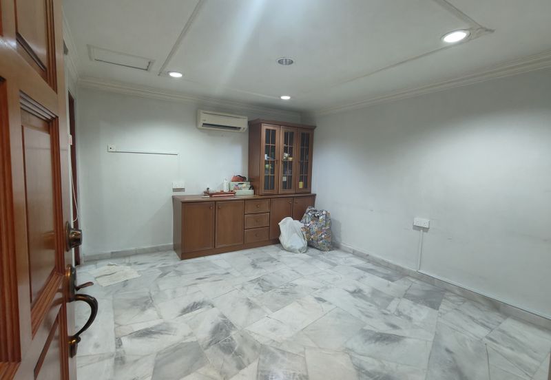 Taman Taynton (Taynton View)