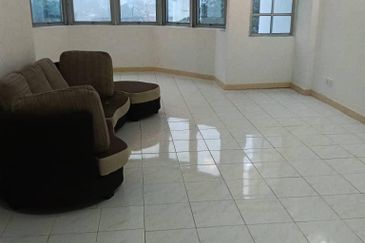 Heritage (Menara Warisan)