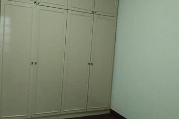 Heritage (Menara Warisan)