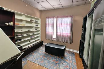 Taman Connaught (Sri Cendekia)