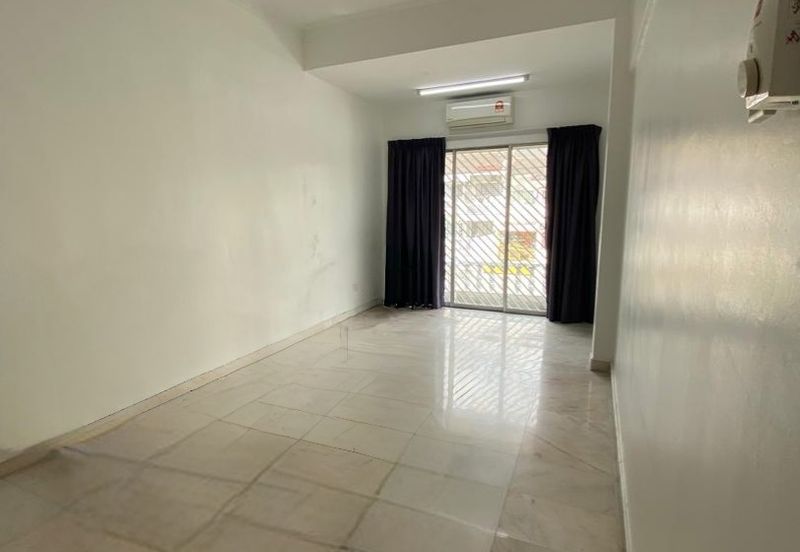 Taman Connaught (Sri Cendekia)