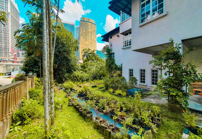 Kampung Bukit Lanjan