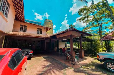 Kampung Bukit Lanjan