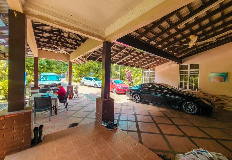 Kampung Bukit Lanjan