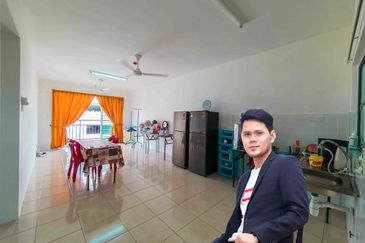 Puncak Hijauan (Hijauan Heights)