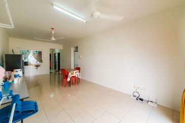 Puncak Hijauan (Hijauan Heights)