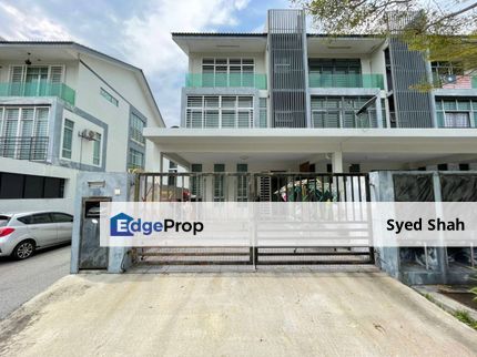 FREEHOLD GATED GUARDED 3 Storey Bangi Avenue HUGE SIZE 20X75, Selangor, Bangi