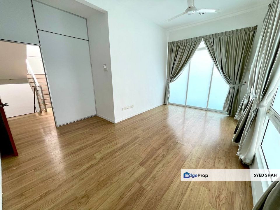 3 Storey BUNGALOW Desa Ros near Hospital Kajang, Selangor, Kajang