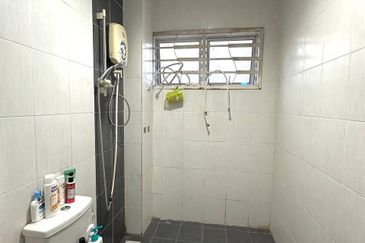 Kampung Sungai Tangkas