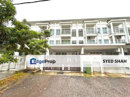 3 Storey Sungai Tangkas Kajang FREEHOLD RENOVATED, Selangor, Kajang