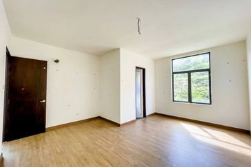 Saujana Heights @ Taman Puncak Saujana