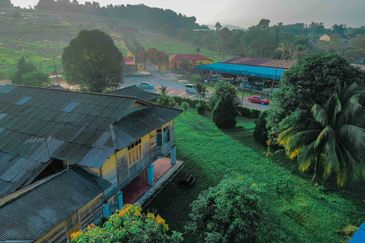 Kampung Sungai Kantan