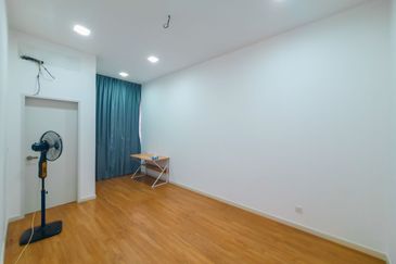 Parkfield Residences, Tropicana Heights