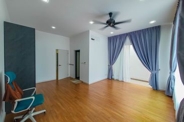 Parkfield Residences, Tropicana Heights