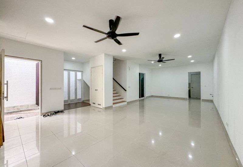 Duta Villa, Presint 14