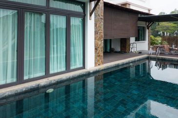 Perdana Lakeview East