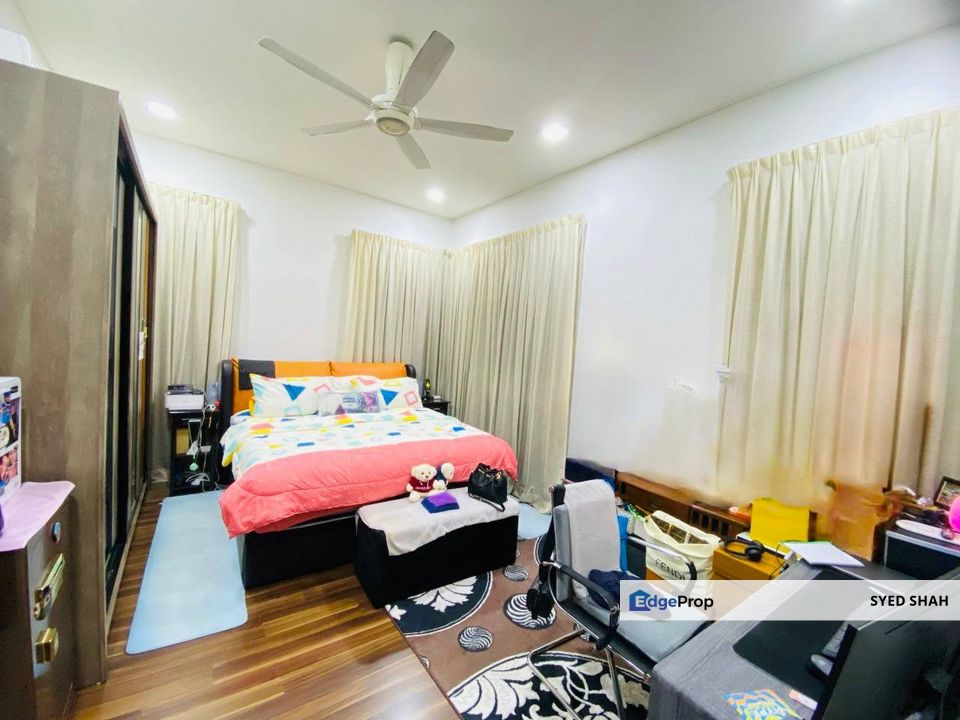 SEMI D BANGI MURAH 2 Storey Legundi Seri Putra, Selangor, Kajang