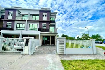 The Strata @ Bandar Puteri Bangi