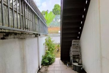 Bangi Lakehill Villas