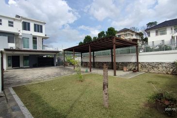 Bangi Lakehill Villas