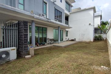 Bangi Lakehill Villas