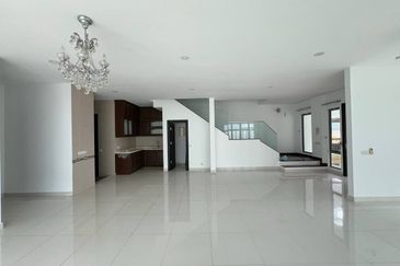 Bangi Lakehill Villas