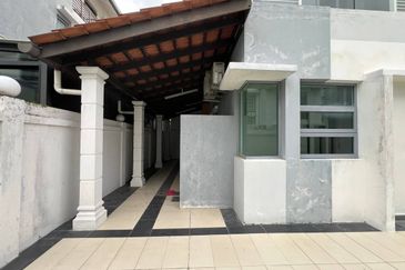 Bangi Lakehill Villas