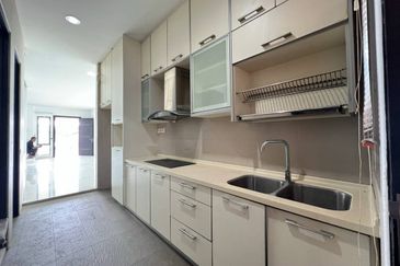 Bangi Lakehill Villas