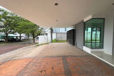 Bangi Lakehill Villas