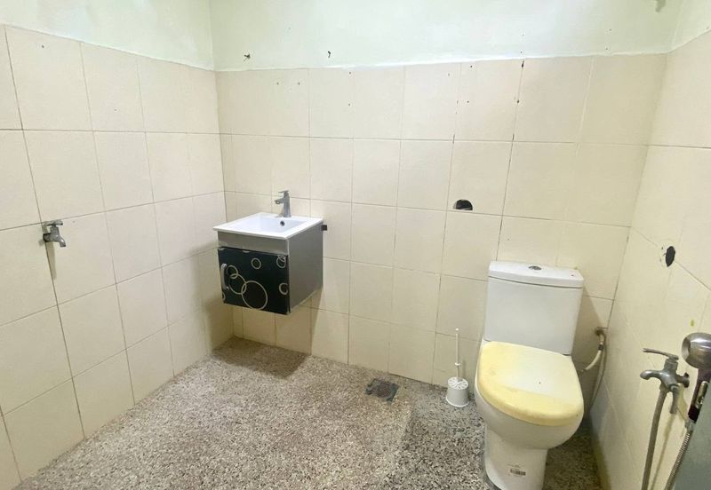 Desa Pinggiran Putra