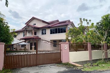 Desa Pinggiran Putra