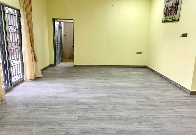 Desa Pinggiran Putra