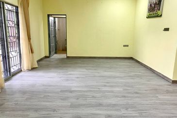 Desa Pinggiran Putra