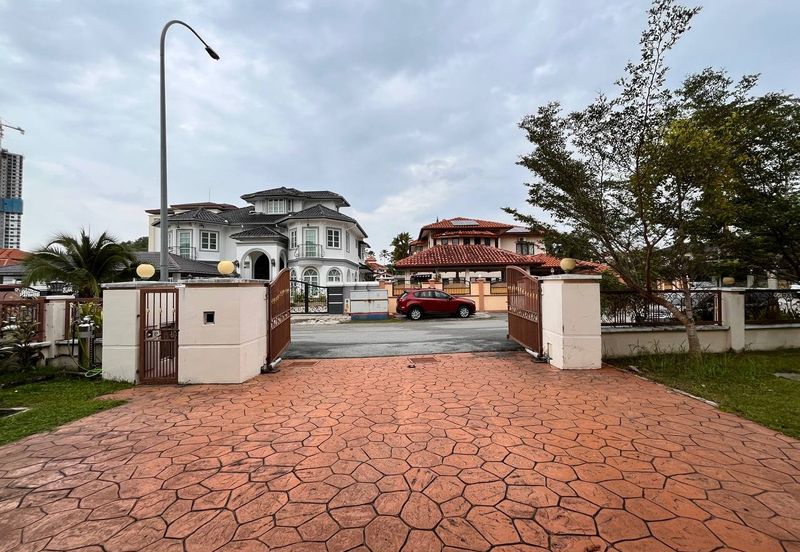 Suadamai, Bandar Tun Hussein Onn