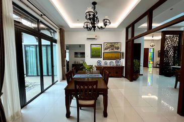 Perdana Lakeview East