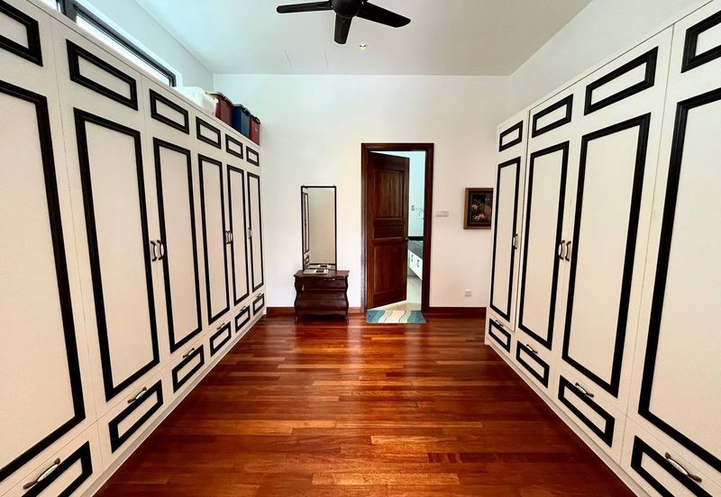 Perdana Lakeview East