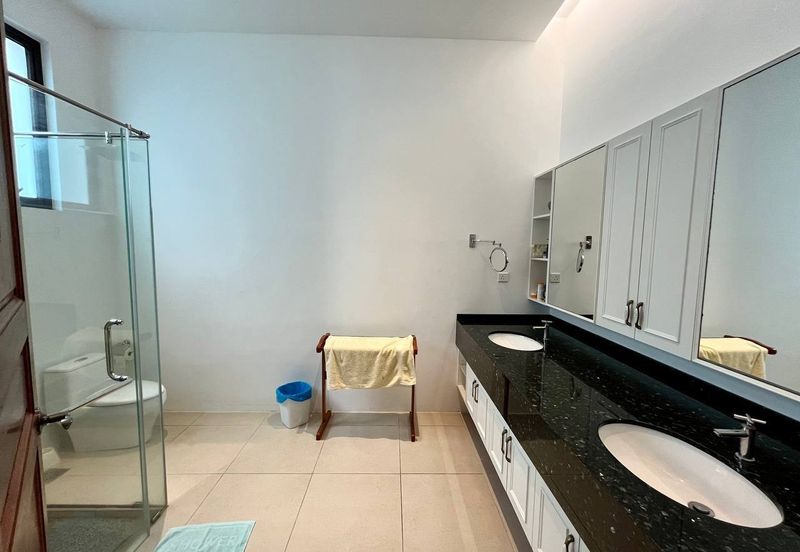 Perdana Lakeview East