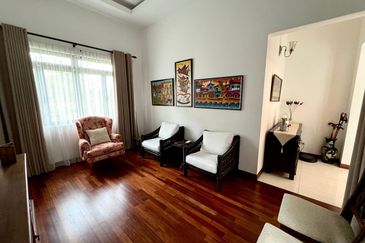 Perdana Lakeview East