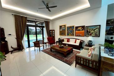 Perdana Lakeview East