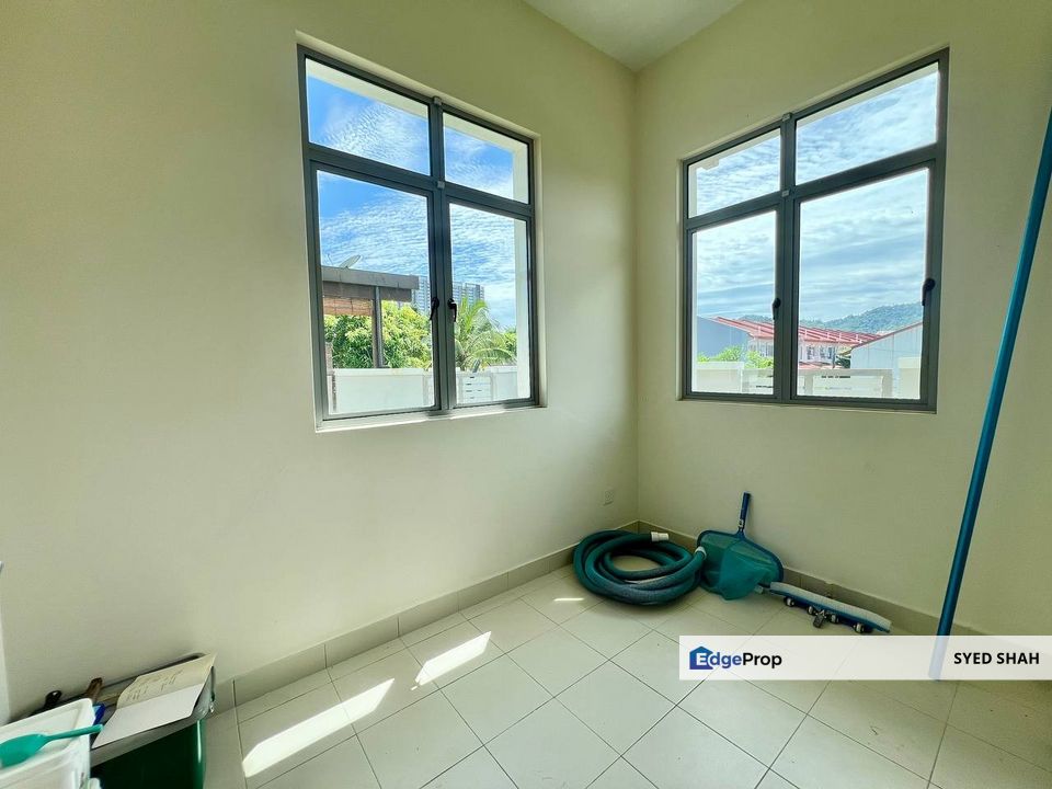 ENDLOT BUNGALOW KAJANG W POOL 2 .5 Storey Villa Safira, Selangor, Kajang