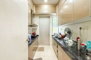 Parkfield Residences, Tropicana Heights